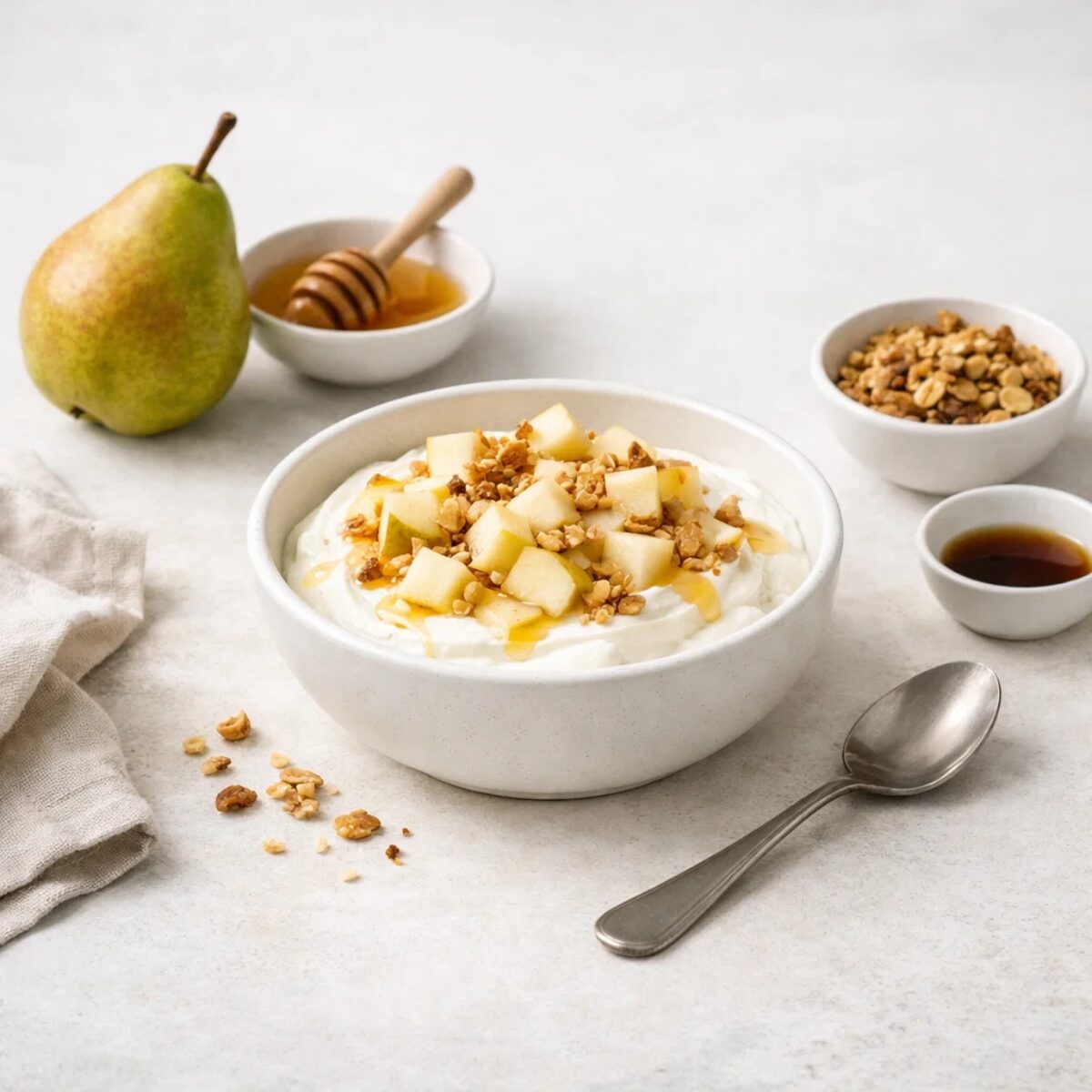Schnelle Rezepte Schwangerschaft - Quarkcreme mit Honig und Birne